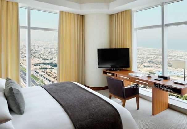 dubai hotel tourism dirham