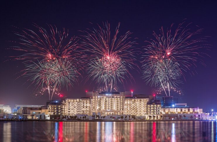 Commemorate the UAE’s 53rd Eid Al Etihad celebrations at Yas Island Abu Dhabi with a stunning fireworks display at Yas Bay Waterfront and Yas Marina.